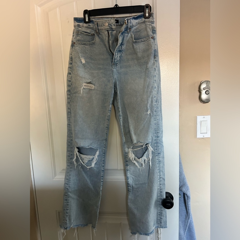 Express straight distressed jeans size 4